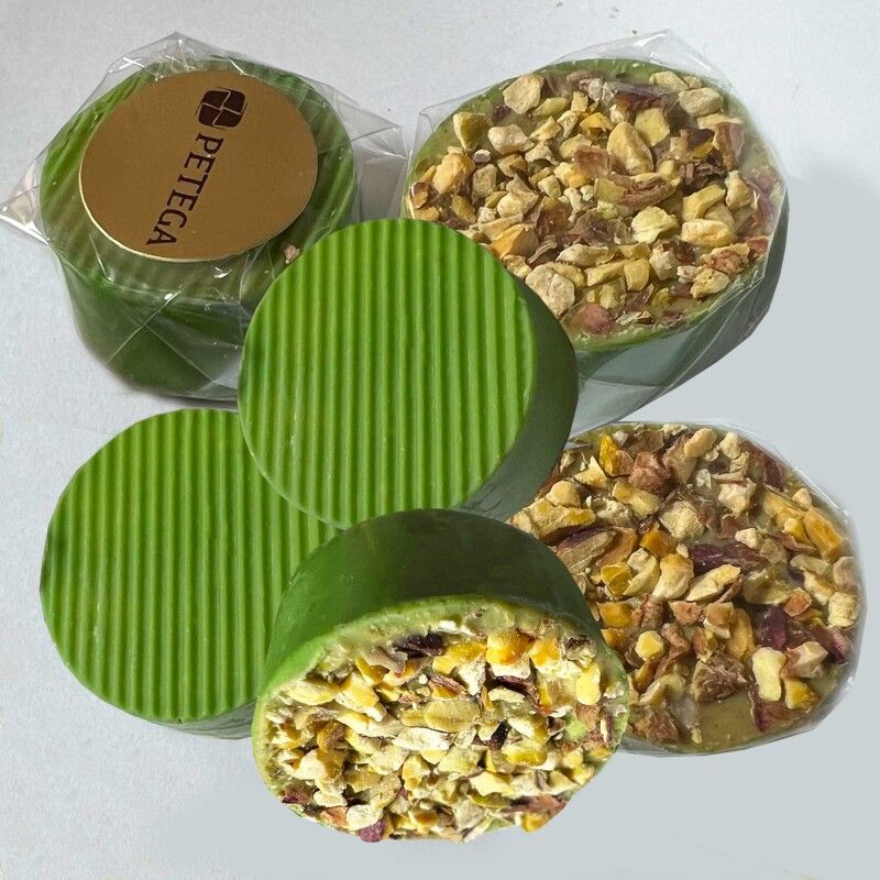 Pistachio Pleasure Praline Cylinder